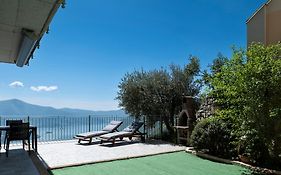 Mantegna - Garden With Lake View And Swimming Pool